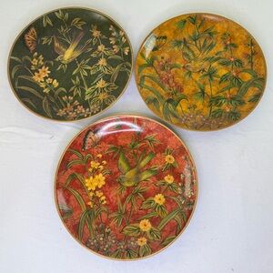 Set Of 3 Toyo Plates - Designed By Raymond Waites - Birds, Flowers, Butterflies
